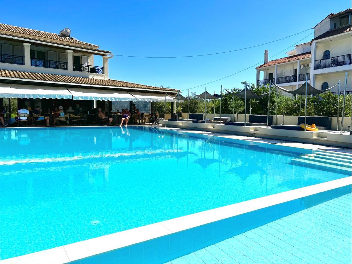 Ionian Suites By Bruskos Agios Georgios  Esterno foto